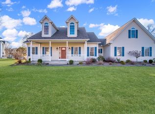 3 Deer Run, Enfield, CT 06082