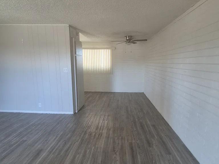 420 E McMurray Blvd — Photo 67
