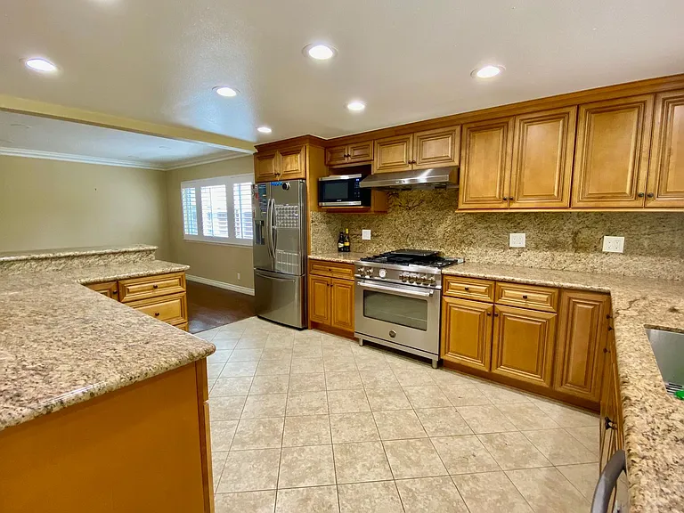 2792 Belbrook Pl — Photo 8