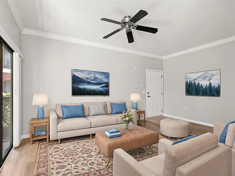 2200 Tuscany Trce #15 — Photo 6
