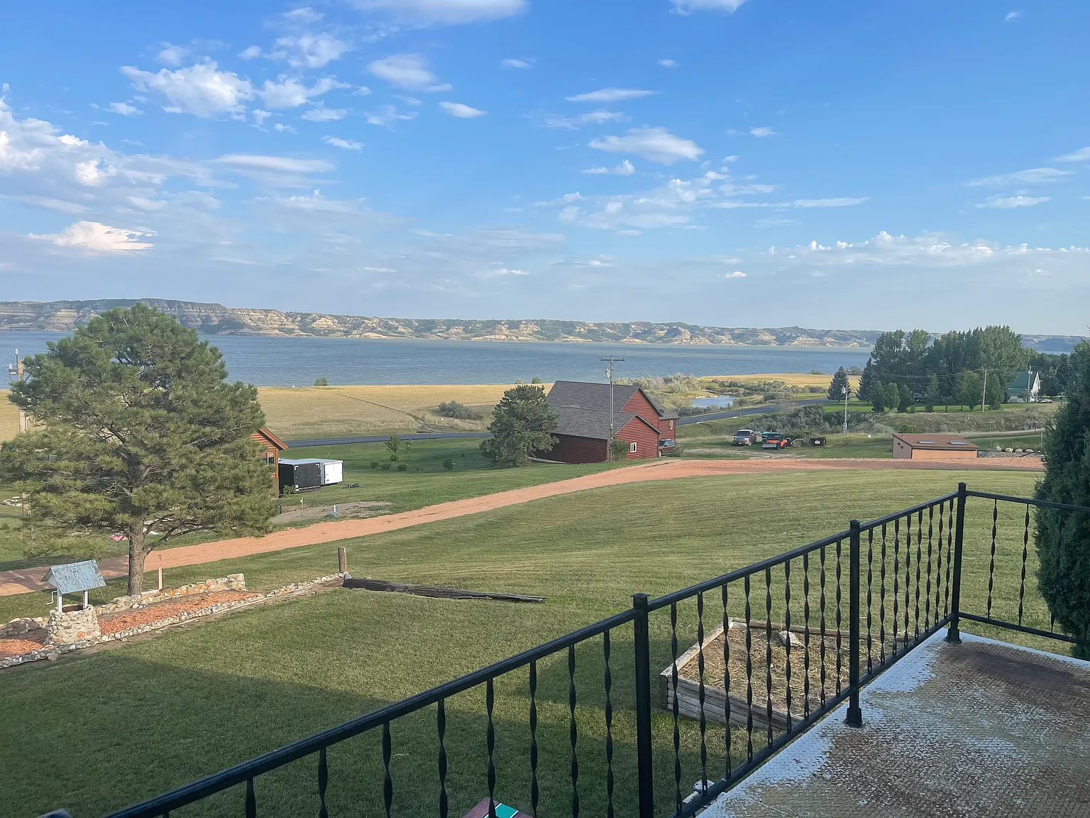 2 bed, 1200 sqft, $1,995 — Photo 3