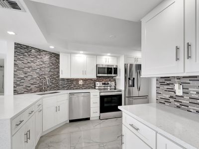 2400 Presidential Way #1903, West Palm Beach, FL, 33401