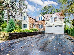 507 W Ravine Ave, Willow Springs, IL 60480