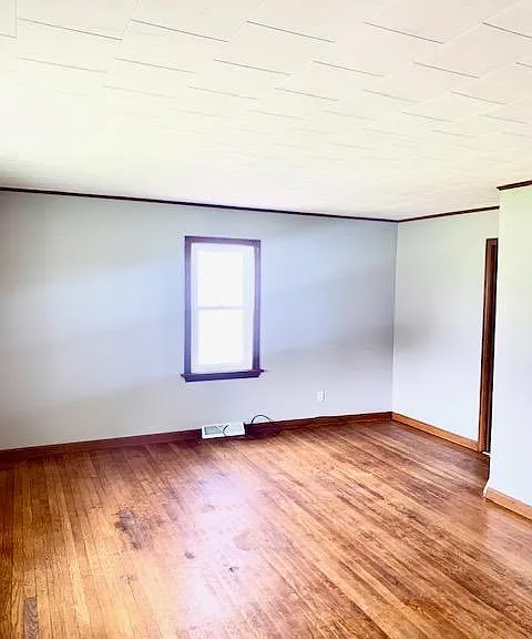 437 Ruby Ave — Photo 5