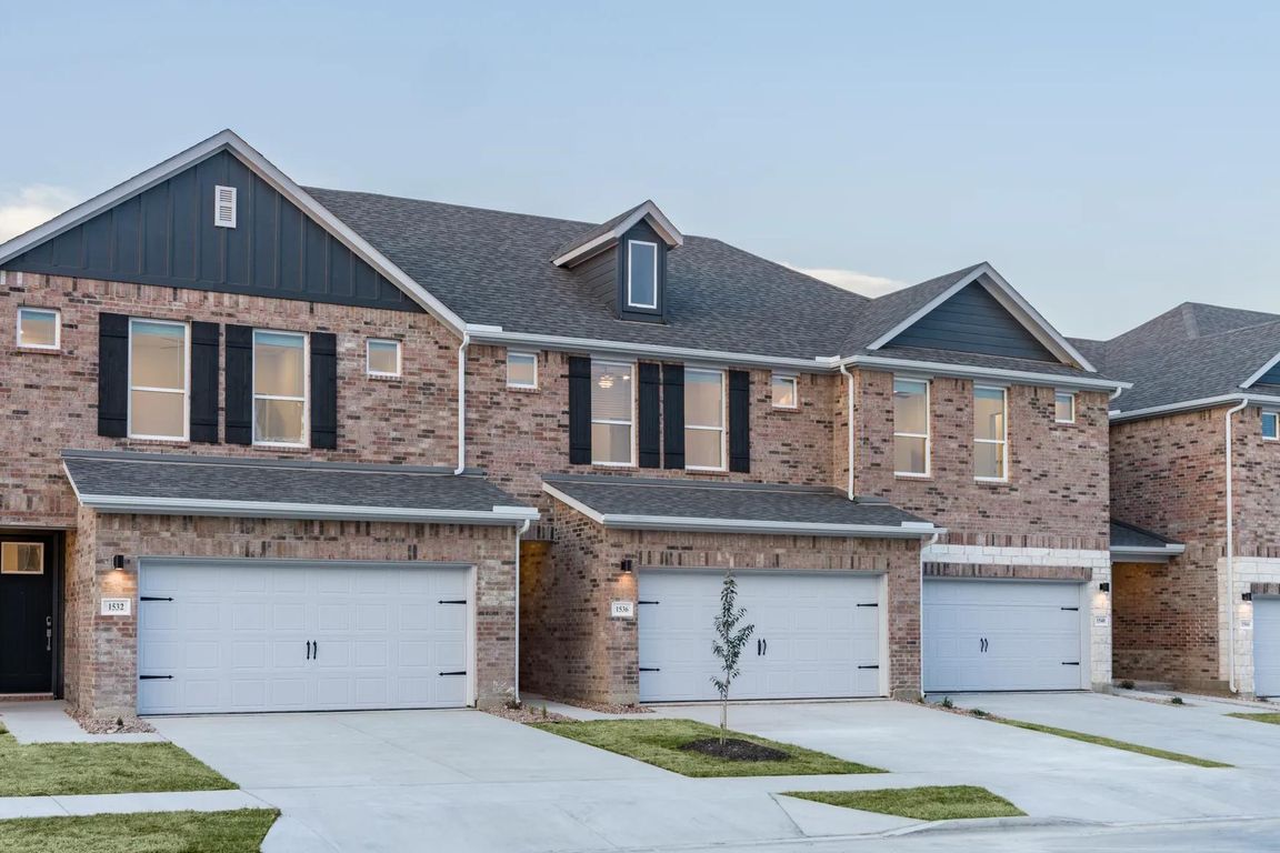 Live large in a 3-bedroom townhome with gourmet kitchen and ample space.
