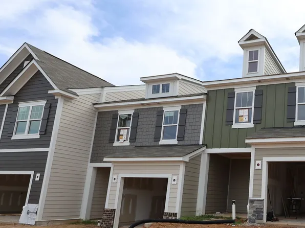 783 Kitfox Dr NW, Concord, NC 28027