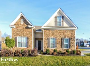 5408 Holbein Gate Rd, Walkertown, NC 27051