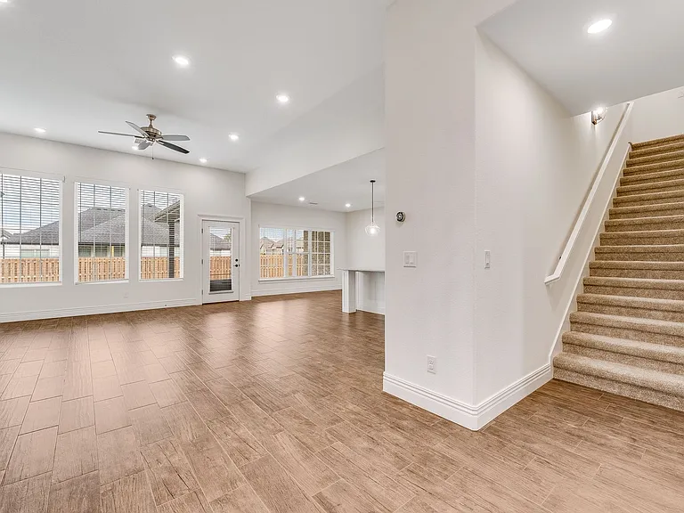 1100 Brandon Way — Photo 23