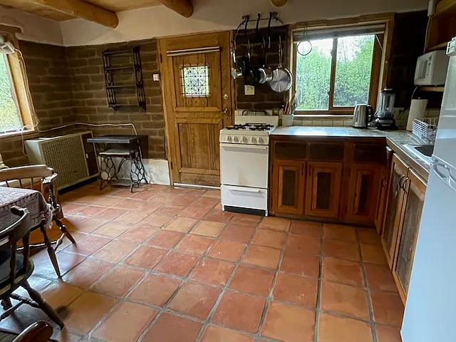 2 bed, 1400 sqft, $1,900 — Photo 2
