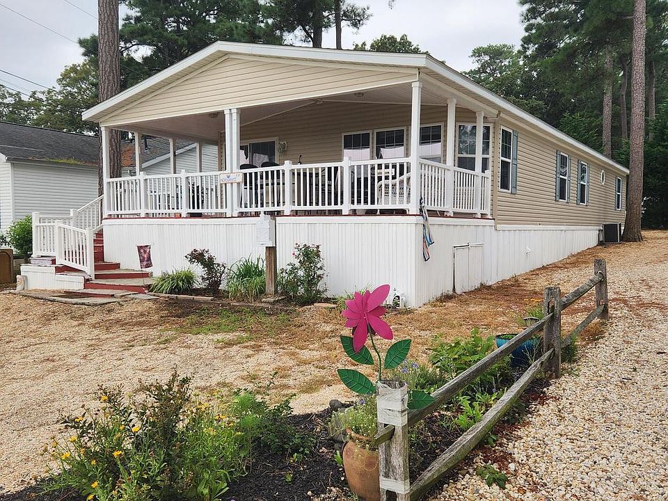 1st image of 23690 Bayview Dr #3753