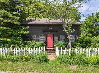 272 Rodman St, South Kingstown, RI 02879