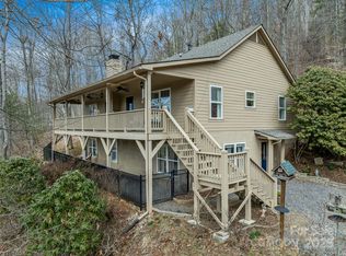 607 Blueberry Dr, Burnsville, NC 28714