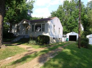 2038 Raven Dr, Saint Louis, MO