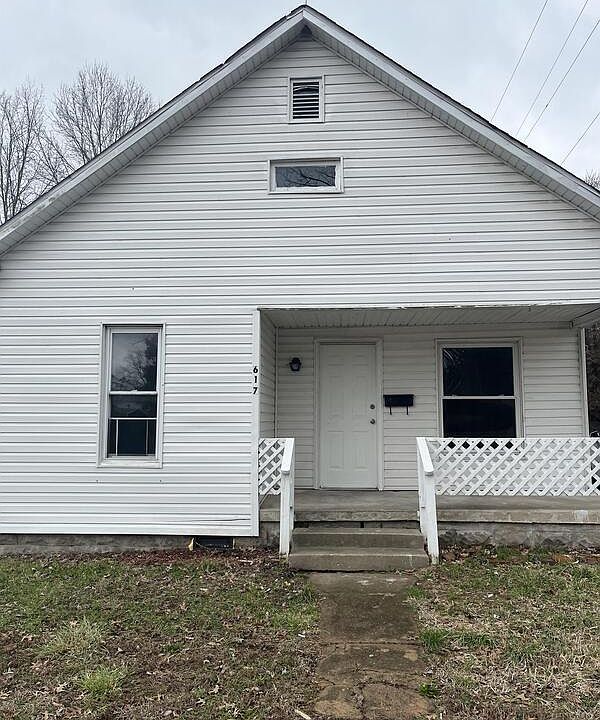 1st image of 617 E Broadway Blvd
