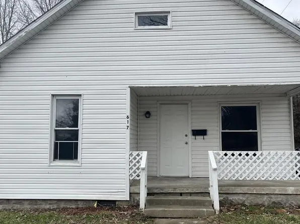 617 E Broadway Blvd, Johnston City, IL 62951