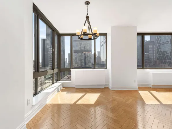 2 Columbus Avenue image 4 of 31