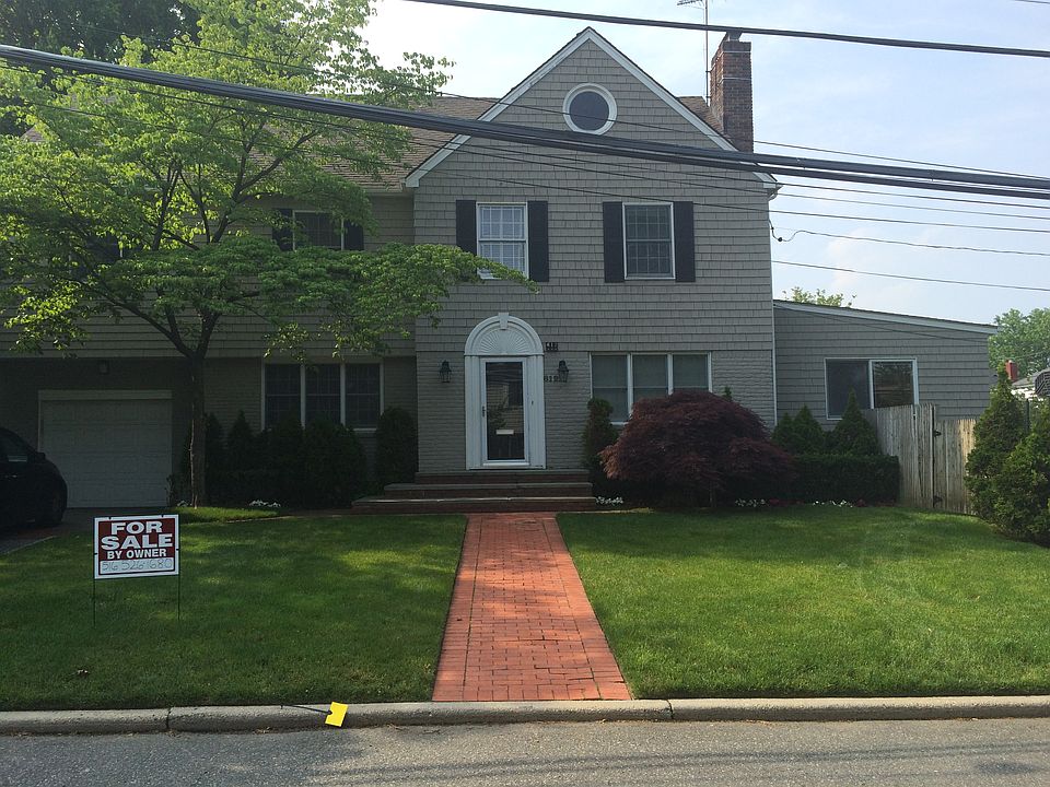 1st image of 12 Carlyle Street