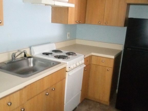 4th image of 1930 S Palmetto Ave #4