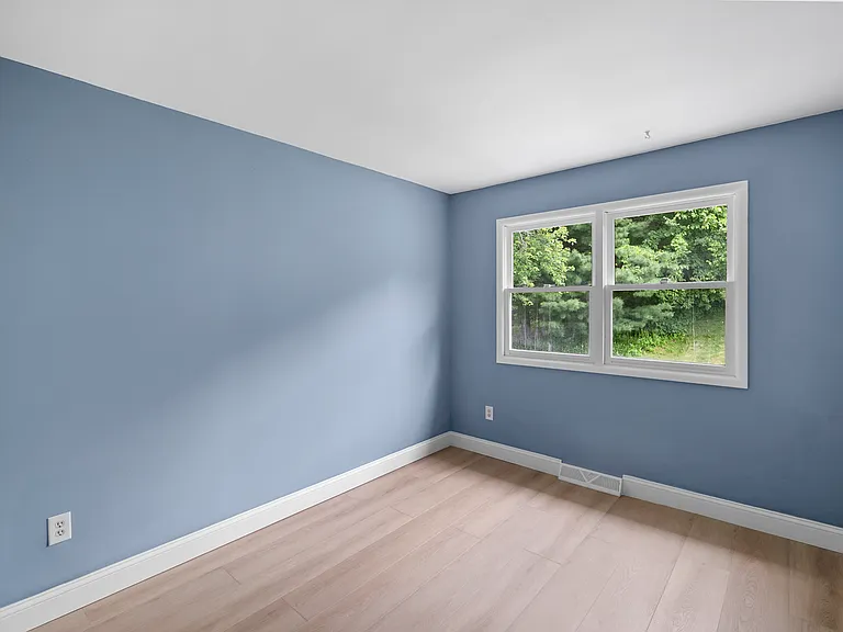 22 Lexington Dr — Photo 26
