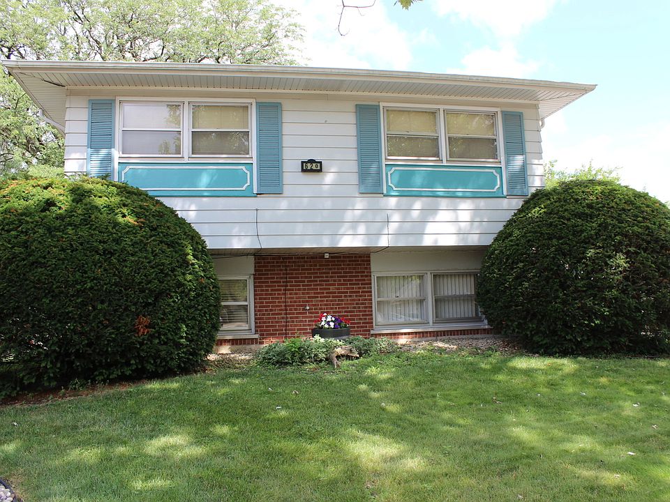 1st image of 620 N Longwood Ct