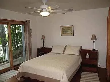 402 Forest Beach Rd — Photo 19