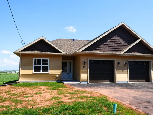 291 Greenwood Dr, Summerside, PE C1N 3Y1