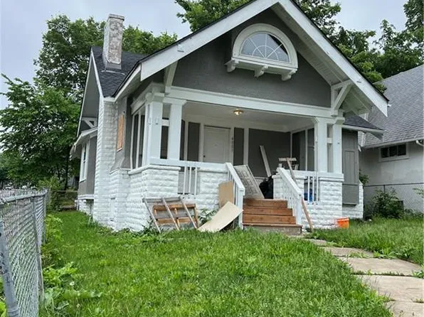 4001 S Benton Ave, Kansas City, MO 64130