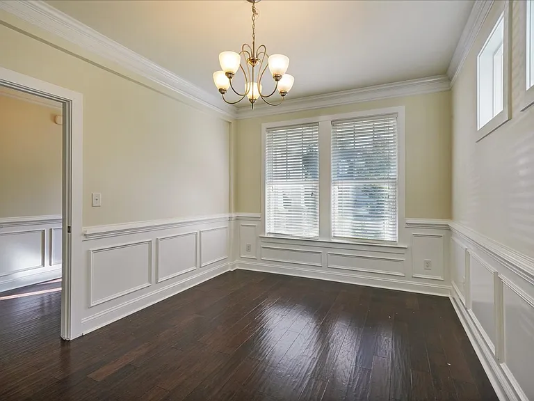 1309 Enfield Ln — Photo 19