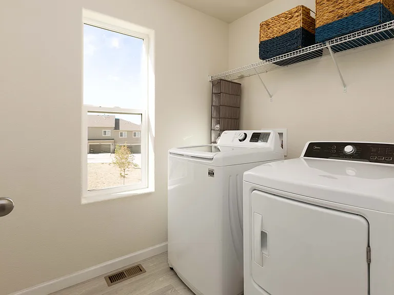 4031 Samaritan Loop — Photo 18