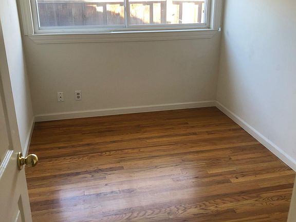 5th image of 1252 Lincoln St