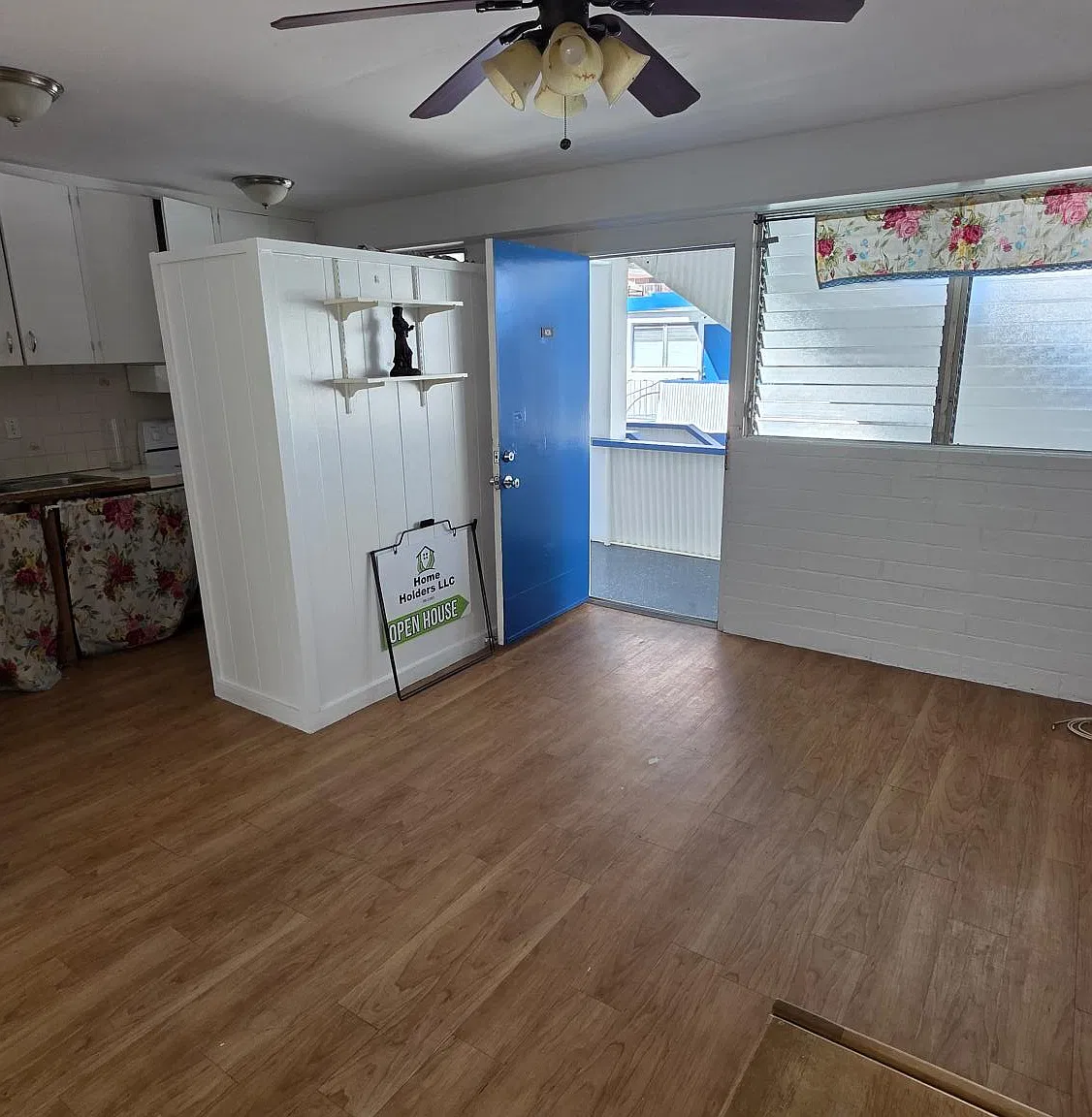 NAH41406 - 410 Nahua Street Apt 406 - Apt 406 — Photo 2