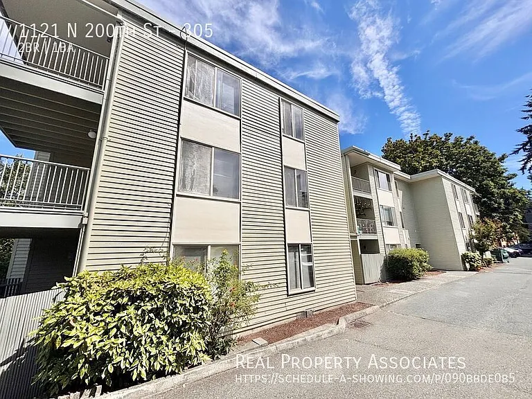 1121 N 200th St #305 — Photo 1