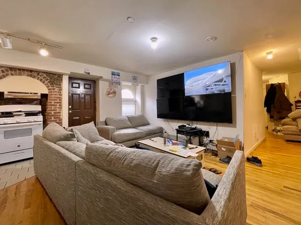 415 1st Street 1F image 2 of 20