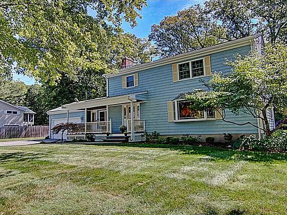 2nd image of 35 Bayberry Hill Dr