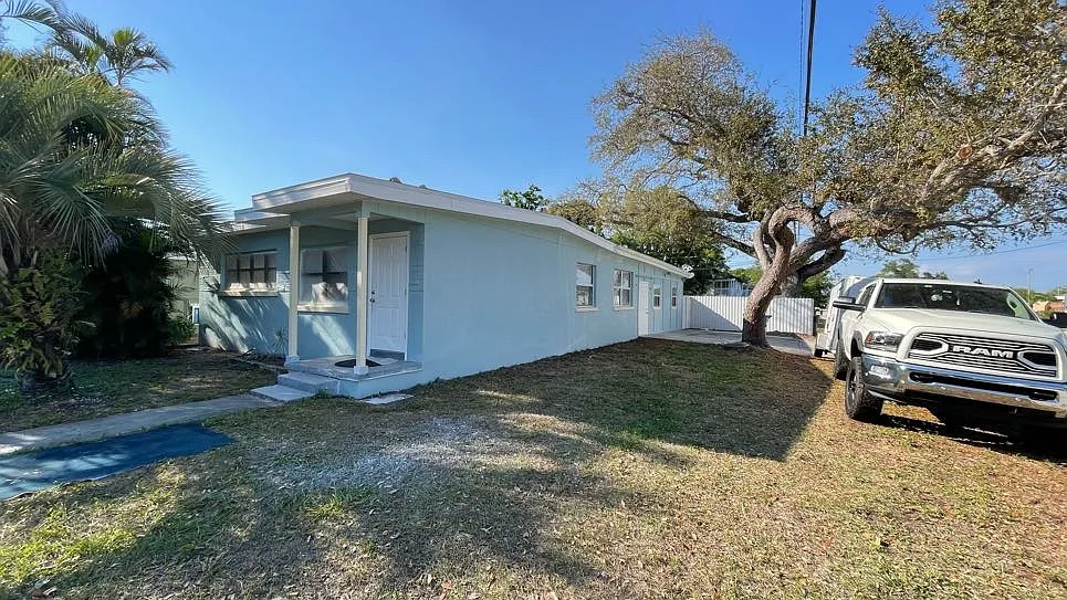 3 bed, 1500 sqft, $2,300 — Photo 2