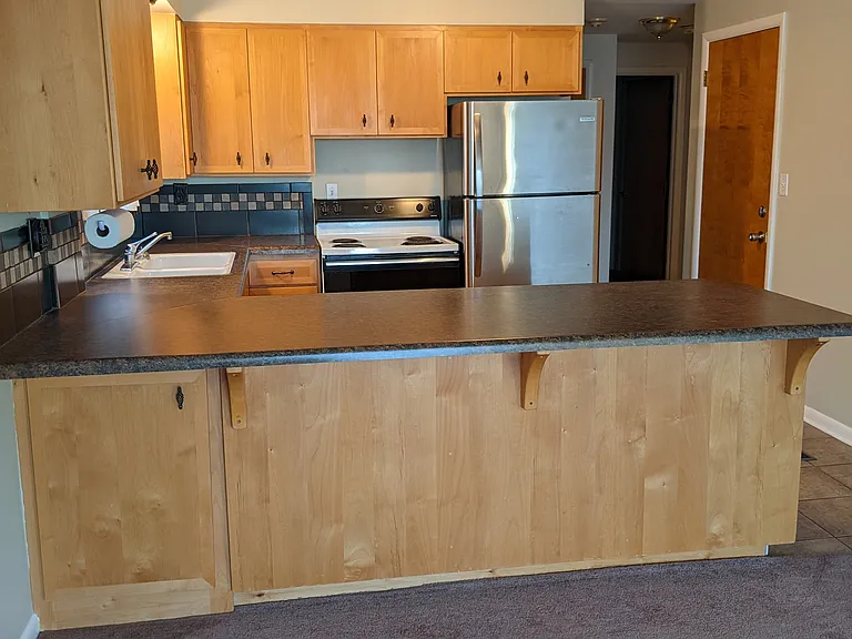 575 E 11th Ave #L — Photo 4