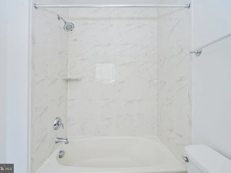8337 Looking Glass Way — Photo 37