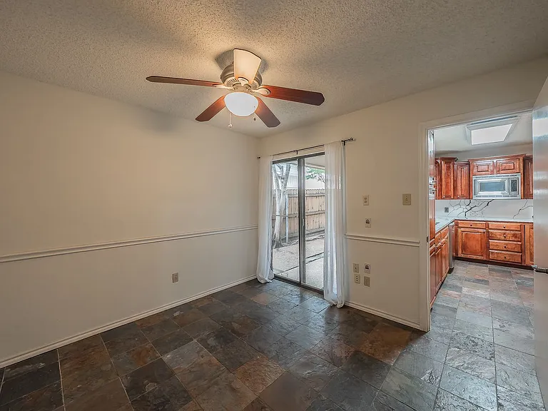 3704 Hulen Park Dr — Photo 18