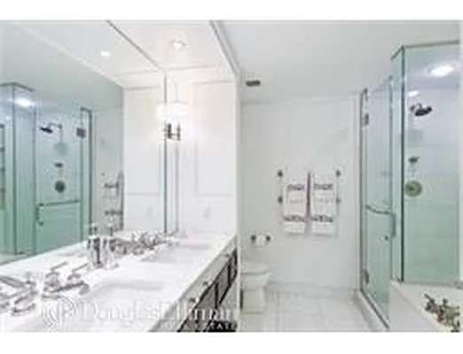 Sold by Douglas Elliman | media 24