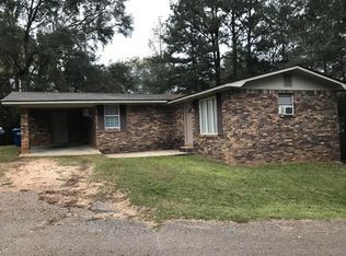 12 Smith Ave, Bay Springs, MS 39422