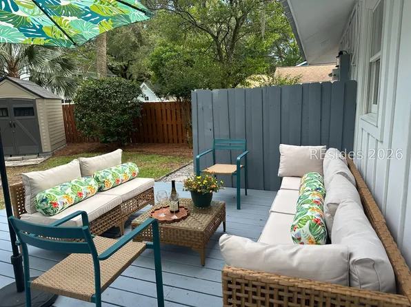 8 Azalea St, Hilton Head Island, SC 29928