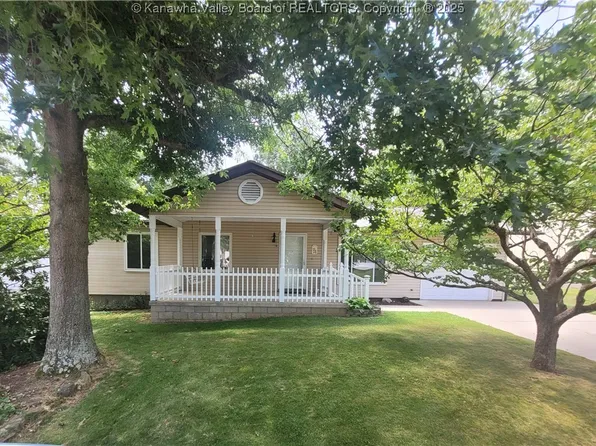 53 Chestnut Oak Dr, Culloden, WV 25510