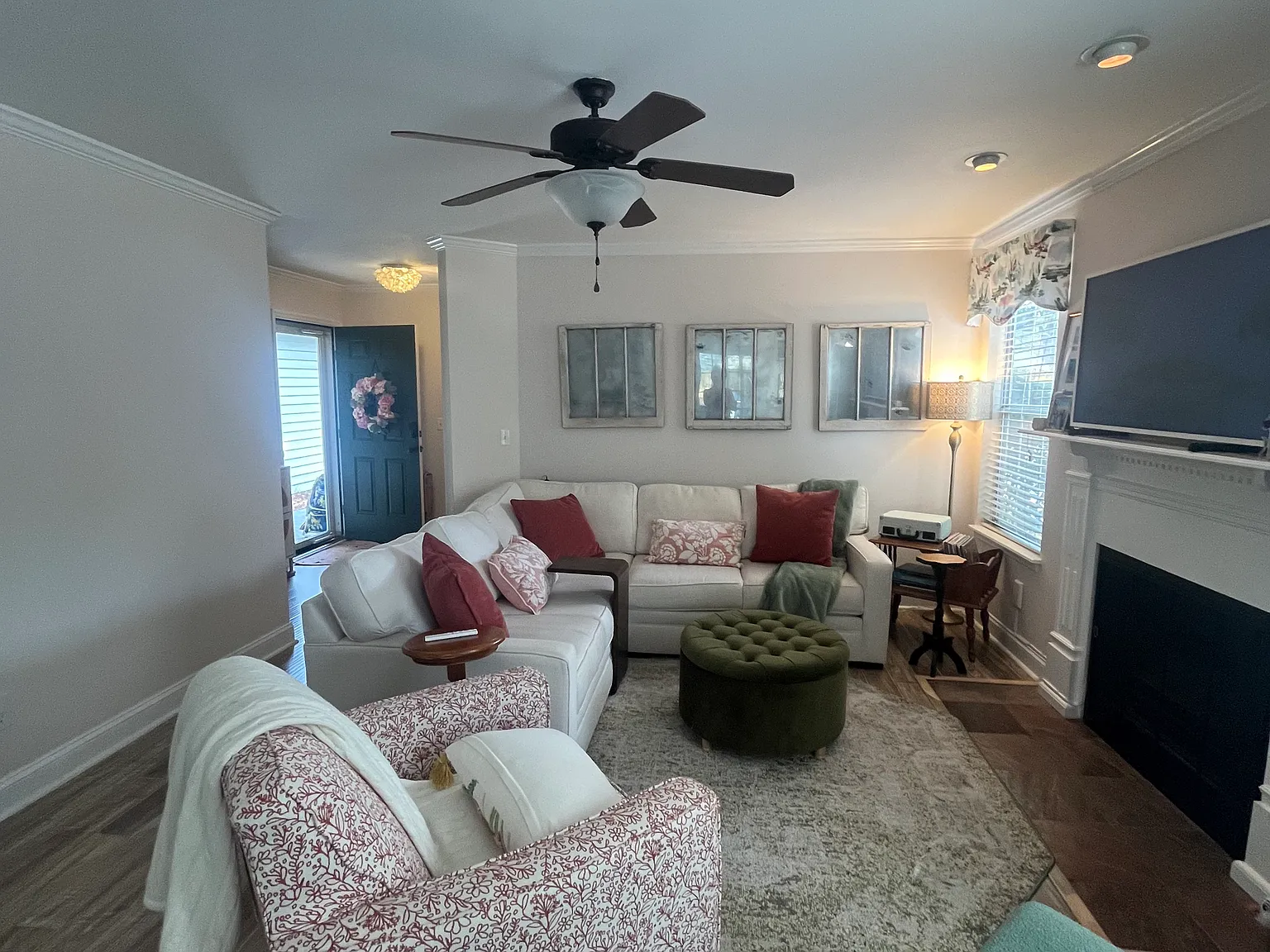 1399 Cassidy Ct — Photo 3