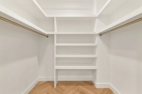 Rented by Compass | media 7