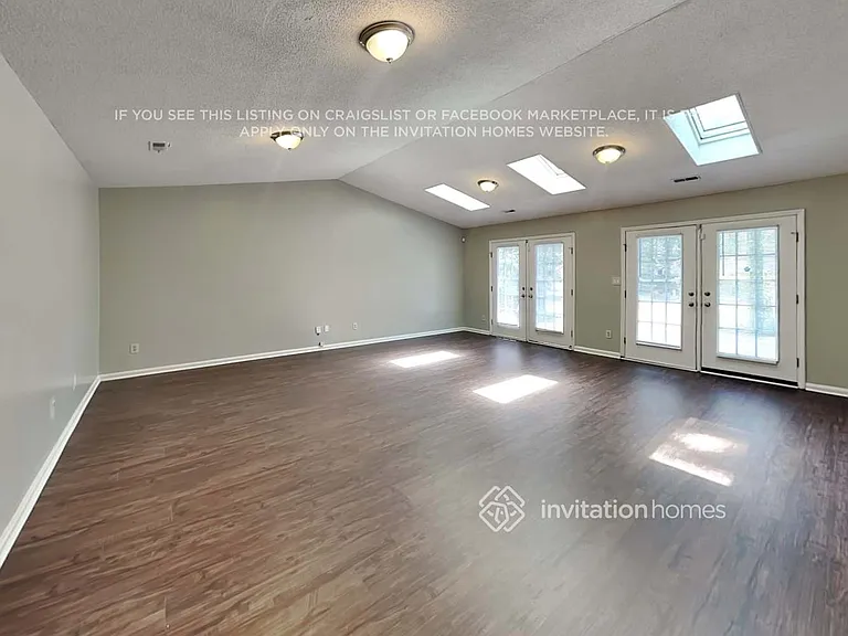 7025 Markway Dr — Photo 11