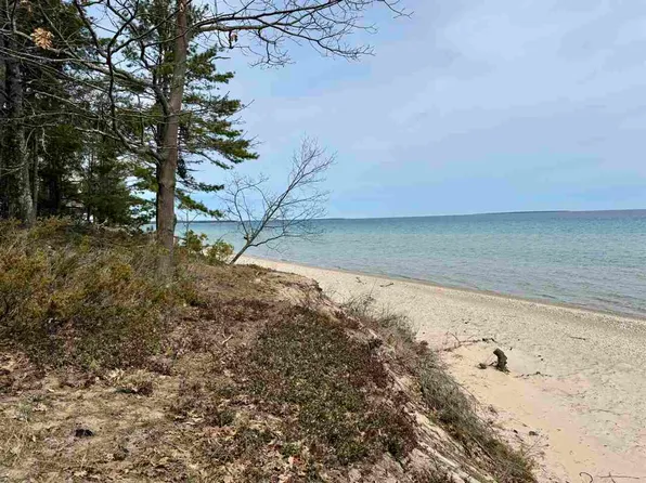 0 E Side Dr, Beaver Island, MI 49782