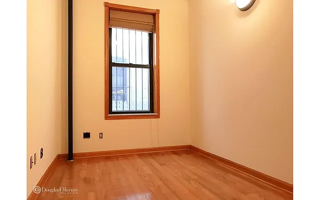 Rented by Douglas Elliman | media 26