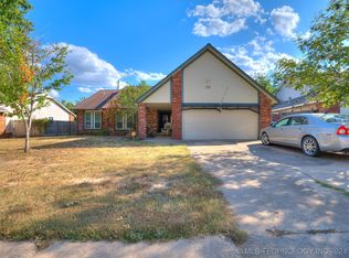 3015 W Canton Pl, Broken Arrow, OK 74012
