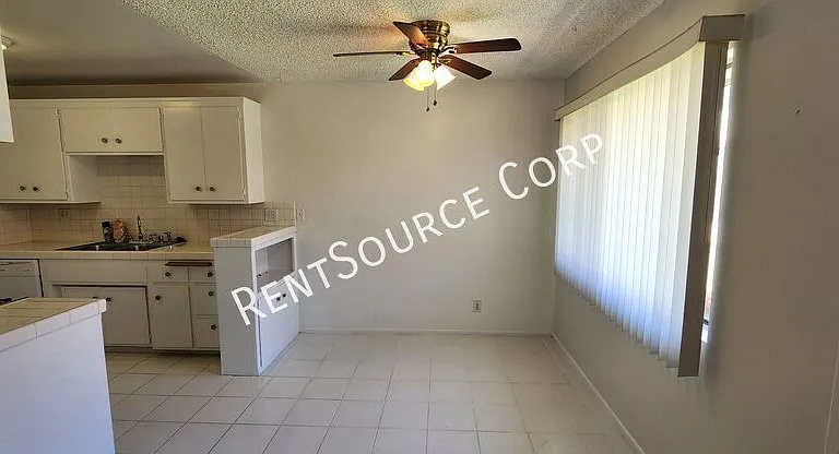 1359 Springfield St #A — Photo 6