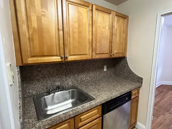 3323 Nostrand Avenue image 2 of 9